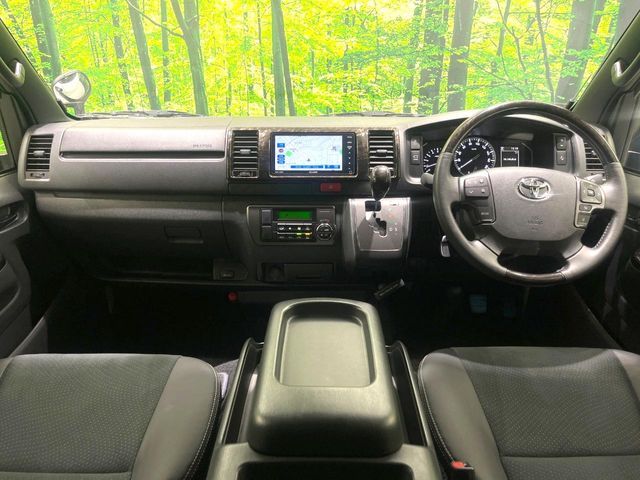 TOYOTA HIACE VAN 2WD 2023 Image 31