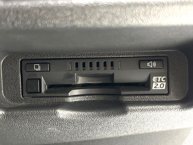 TOYOTA HIACE VAN 2WD 2023 Image 31