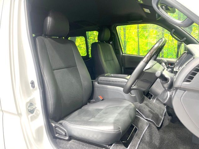 TOYOTA HIACE VAN 2WD 2023 Image 31