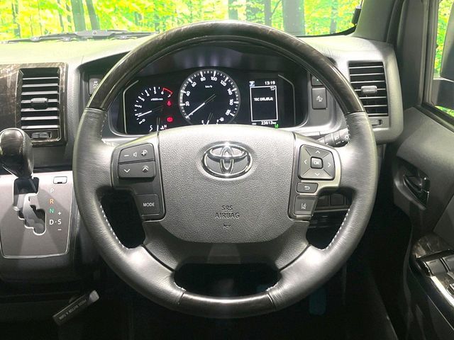 TOYOTA HIACE VAN 2WD 2023 Image 31