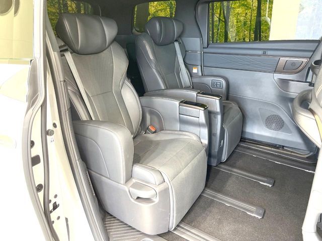 TOYOTA ALPHARD HYBRID 2023 Image 31