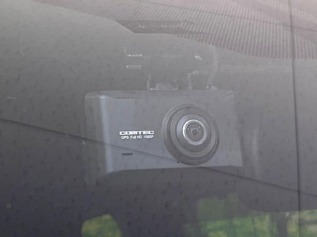 TOYOTA ESQUIRE HYBRID 2018 Image 31