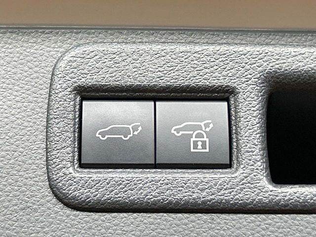 TOYOTA HARRIER 2WD 2020 Image 31