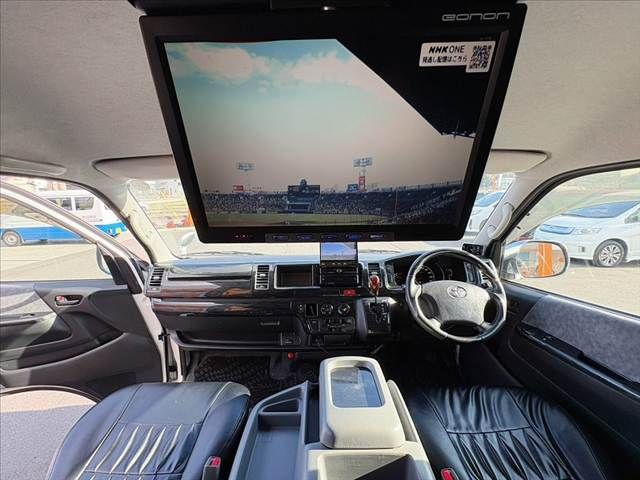 TOYOTA HIACE WAGON 2010 Image 31