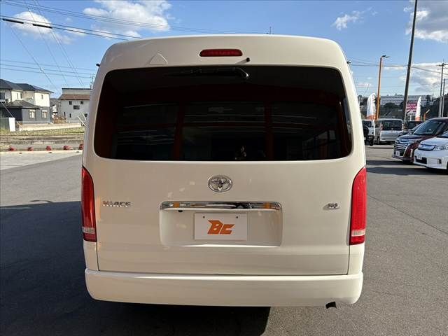 TOYOTA HIACE WAGON 2010 Image 31