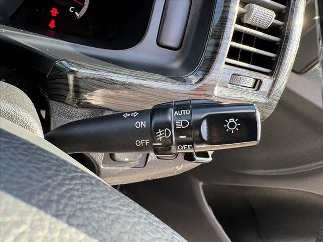 TOYOTA HIACE WAGON 2010 Image 31