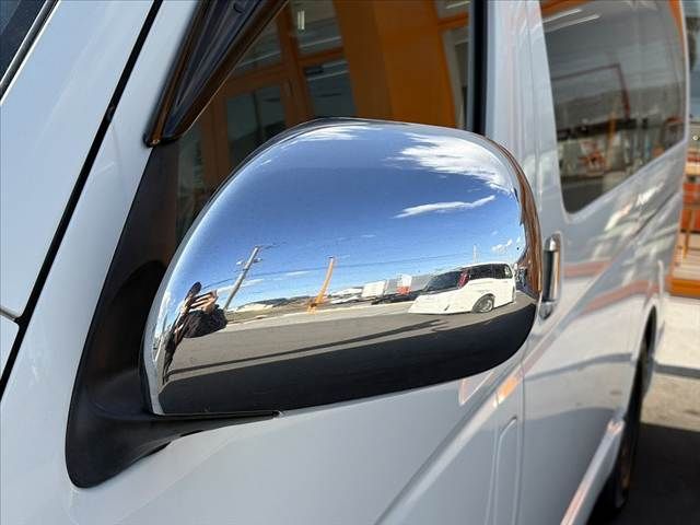 TOYOTA HIACE WAGON 2010 Image 31