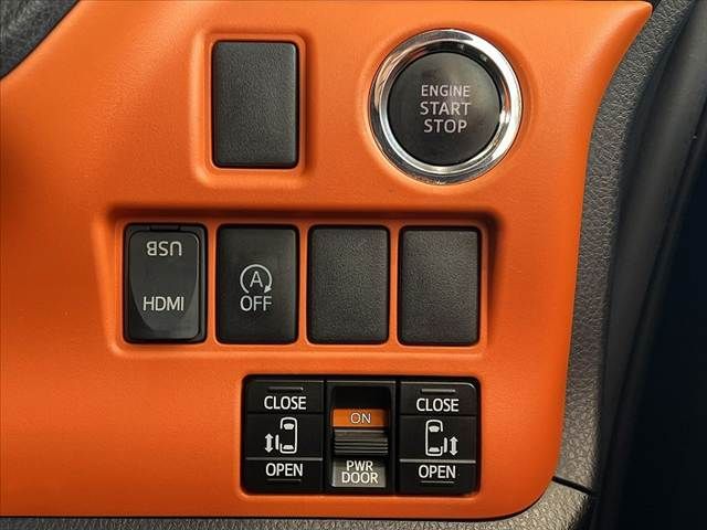 TOYOTA VOXY 2015 Image 31