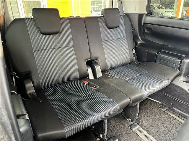 TOYOTA VOXY 2015 Image 31