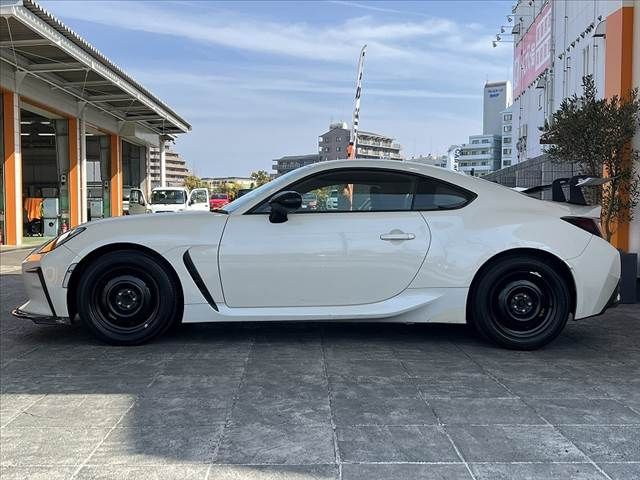 TOYOTA GR86 2022 Image 31