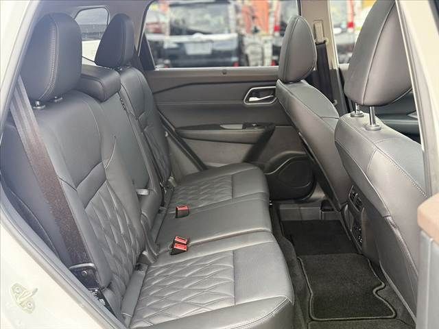 NISSAN X-TRAIL HYBRID 4WD 2024 Image 31