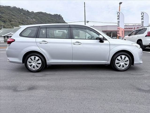 TOYOTA COROLLA FIELDER 2017 Image 31