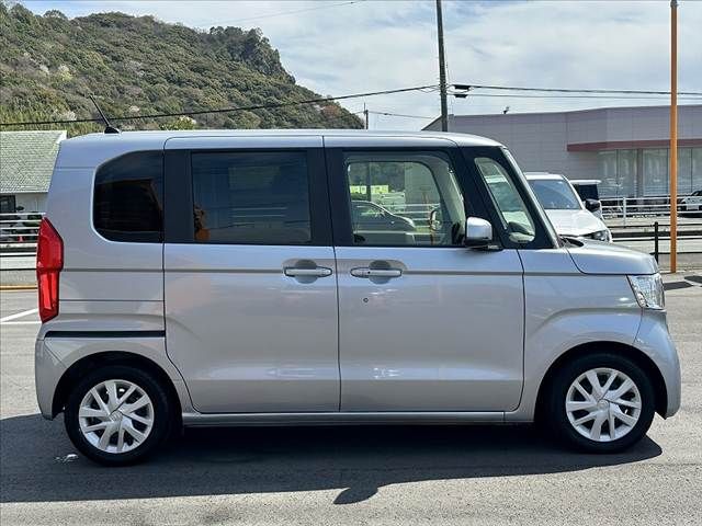 HONDA N BOX 2022 Image 31