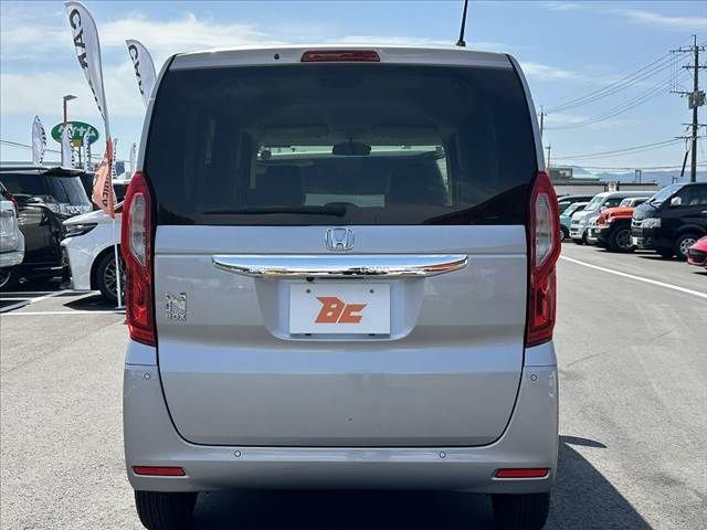 HONDA N BOX 2022 Image 31