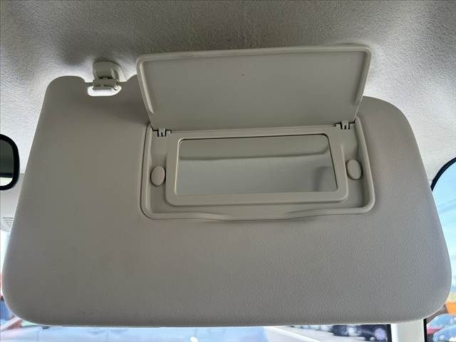 HONDA N BOX 2022 Image 31