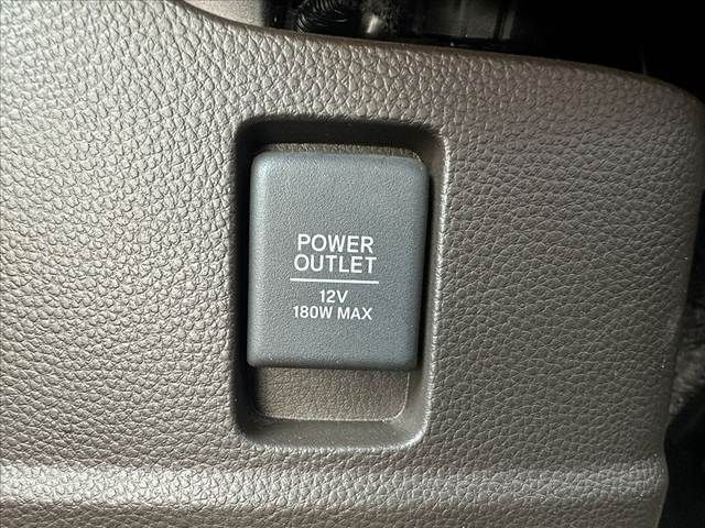 HONDA N BOX 2022 Image 31