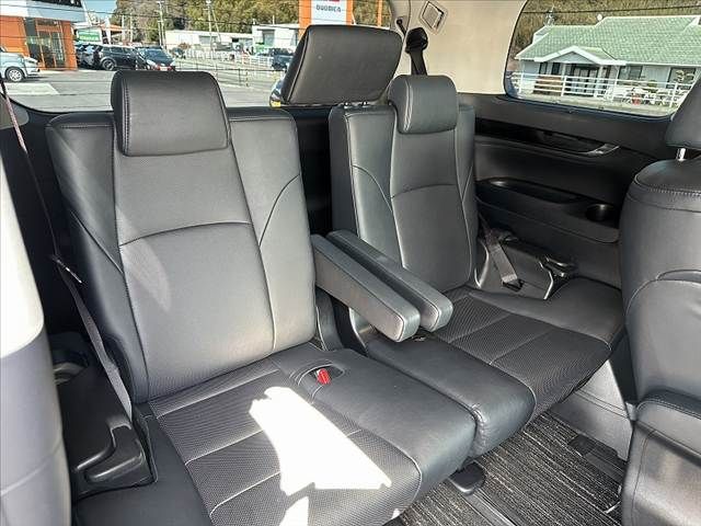 TOYOTA VELLFIRE 2018 Image 31