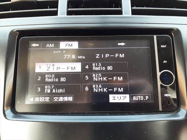 TOYOTA PRIUS ALPHA 2012 Image 31