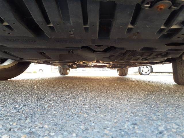 TOYOTA PRIUS ALPHA 2012 Image 31