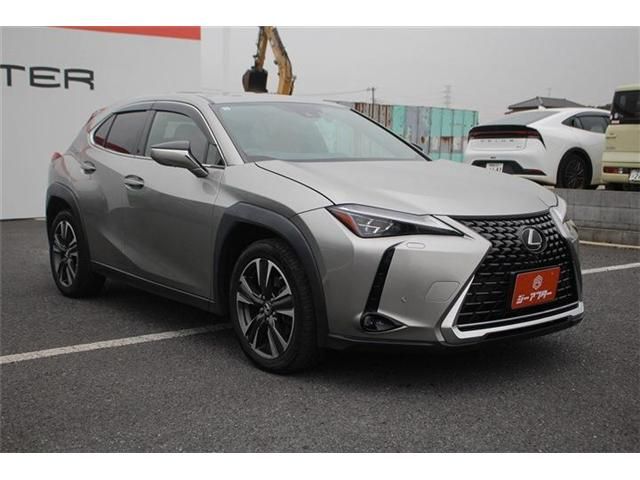 TOYOTA LEXUS UX200 2019 Image 31