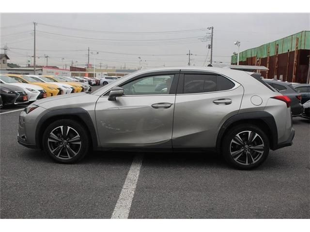 TOYOTA LEXUS UX200 2019 Image 31