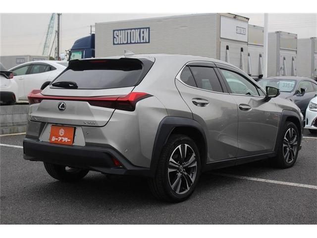 TOYOTA LEXUS UX200 2019 Image 31