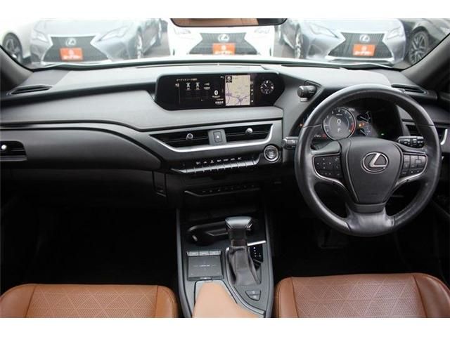 TOYOTA LEXUS UX200 2019 Image 31