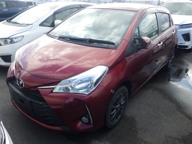 TOYOTA VITZ 2018 Image 31