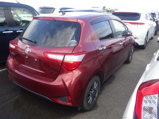 TOYOTA VITZ 2018 Image 31