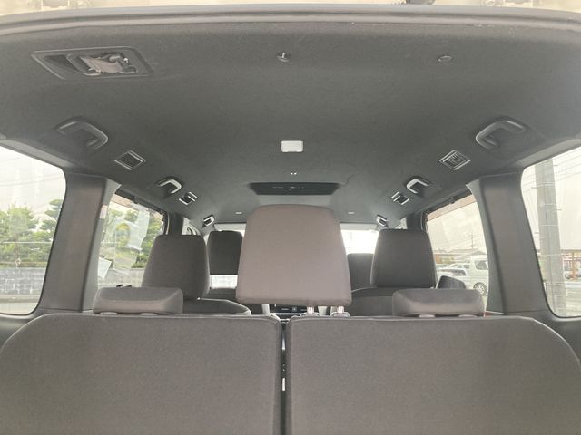 TOYOTA NOAH HYBRID 2022 Image 31