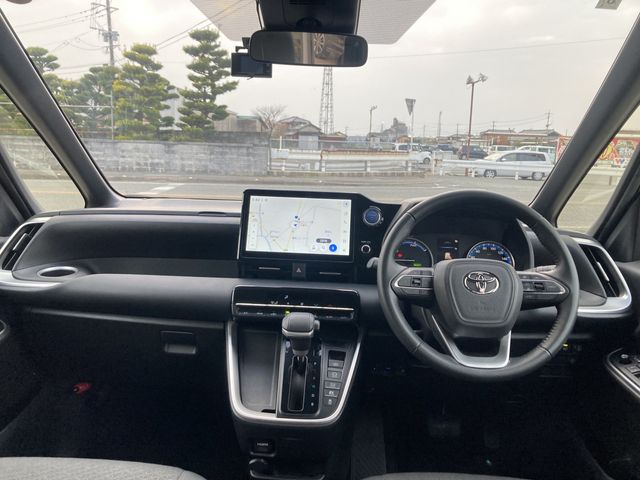 TOYOTA NOAH HYBRID 2022 Image 31