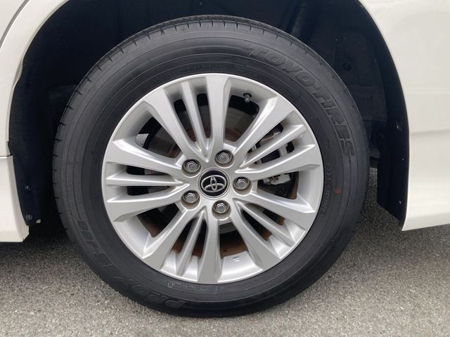 TOYOTA NOAH HYBRID 2022 Image 31