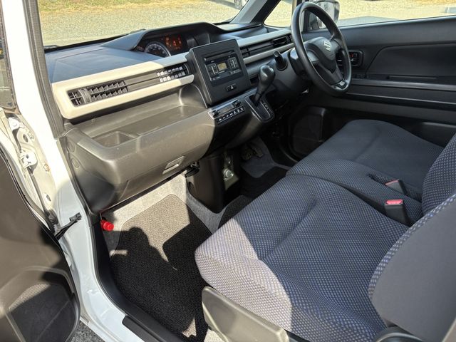 SUZUKI WAGON R 2018 Image 31