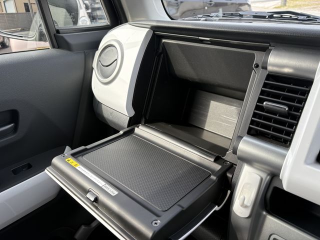 SUZUKI HUSTLER 4WD 2017 Image 31