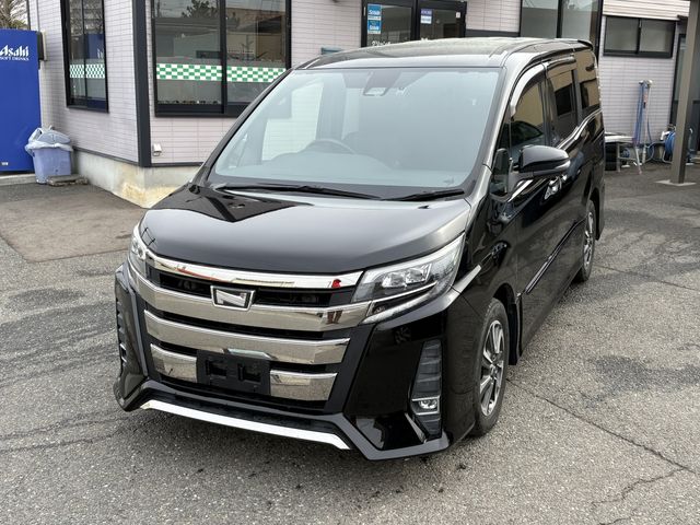 TOYOTA NOAH 2017 Image 31