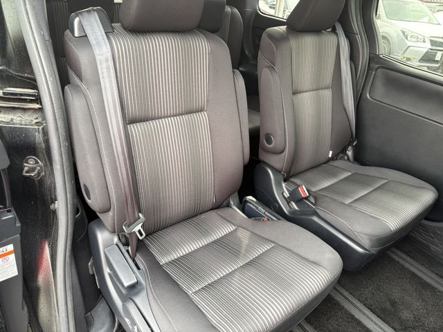 TOYOTA NOAH 2017 Image 31