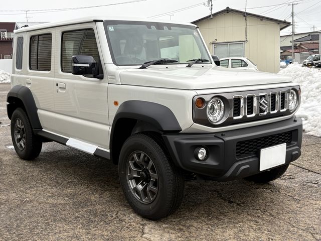 SUZUKI JIMNY NOMADE 2025 Image 31