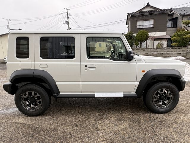 SUZUKI JIMNY NOMADE 2025 Image 31