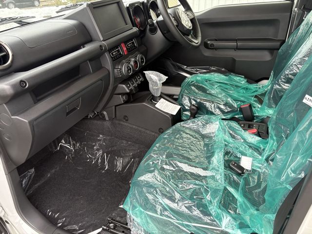 SUZUKI JIMNY NOMADE 2025 Image 31