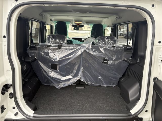 SUZUKI JIMNY NOMADE 2025 Image 31