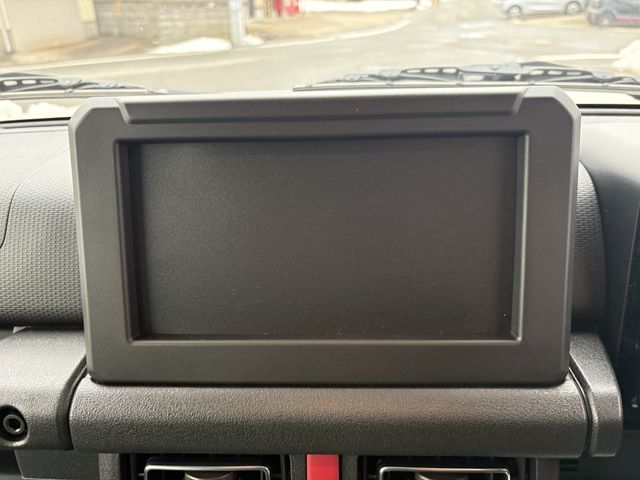 SUZUKI JIMNY NOMADE 2025 Image 31