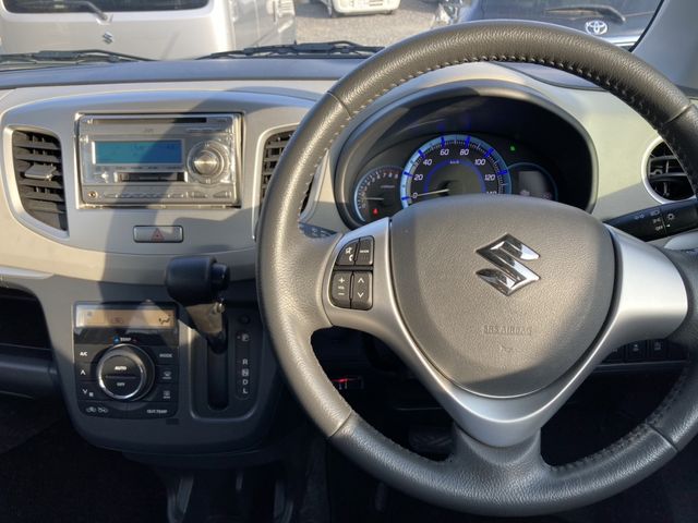 SUZUKI WAGON R 2014 Image 31