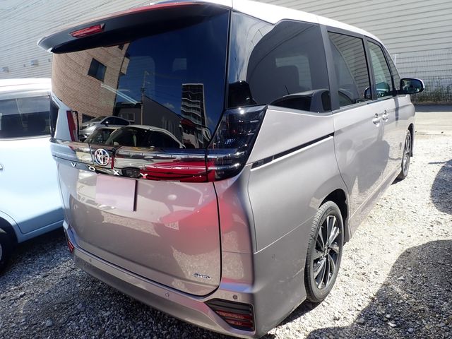 TOYOTA VOXY HYBRID 2026 Image 31