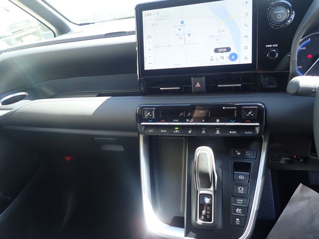 TOYOTA VOXY HYBRID 2026 Image 31