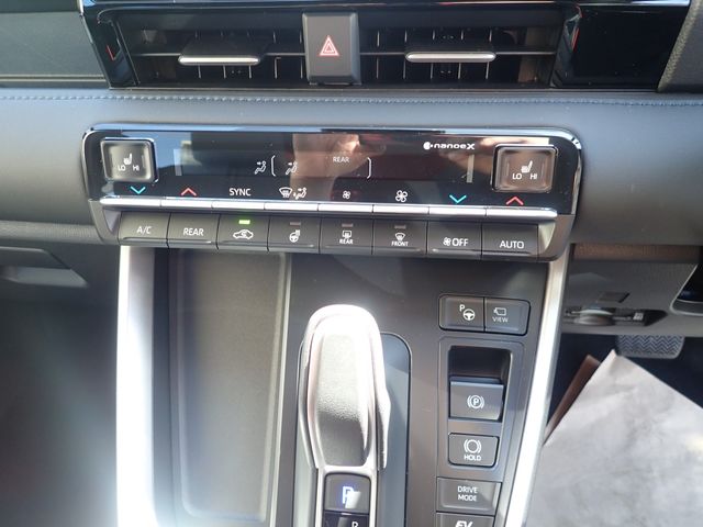 TOYOTA VOXY HYBRID 2026 Image 31