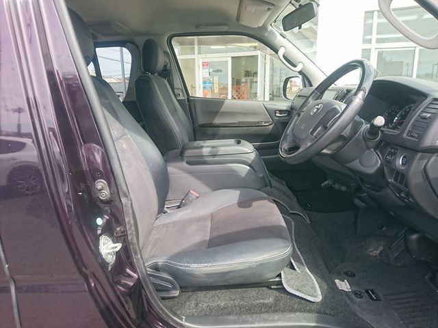 TOYOTA REGIUSACE VAN 2WD 2016 Image 31