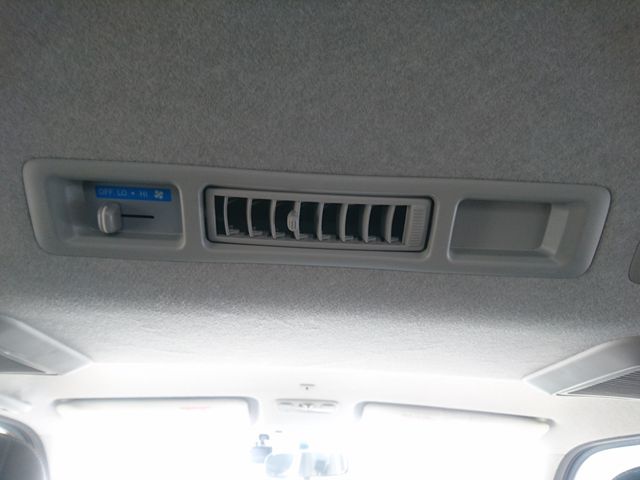 TOYOTA REGIUSACE VAN 2WD 2016 Image 31