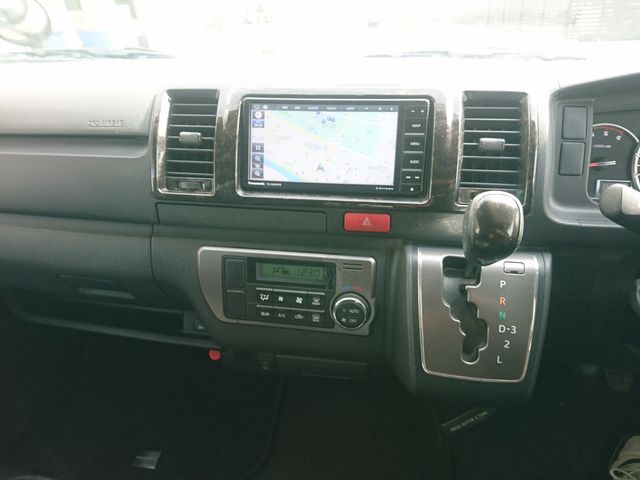 TOYOTA REGIUSACE VAN 2WD 2016 Image 31