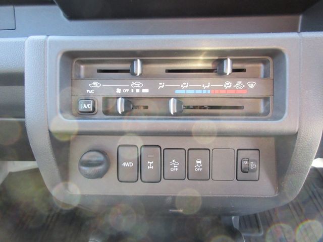 DAIHATSU HIJET TRUCK 4WD 2020 Image 31