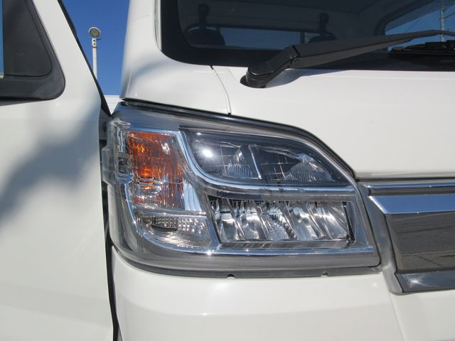 DAIHATSU HIJET TRUCK 4WD 2020 Image 31